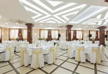 The Paradise Pointe Banquet Hall | Home